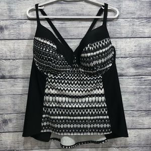 Swim by Cacique racer back tankini